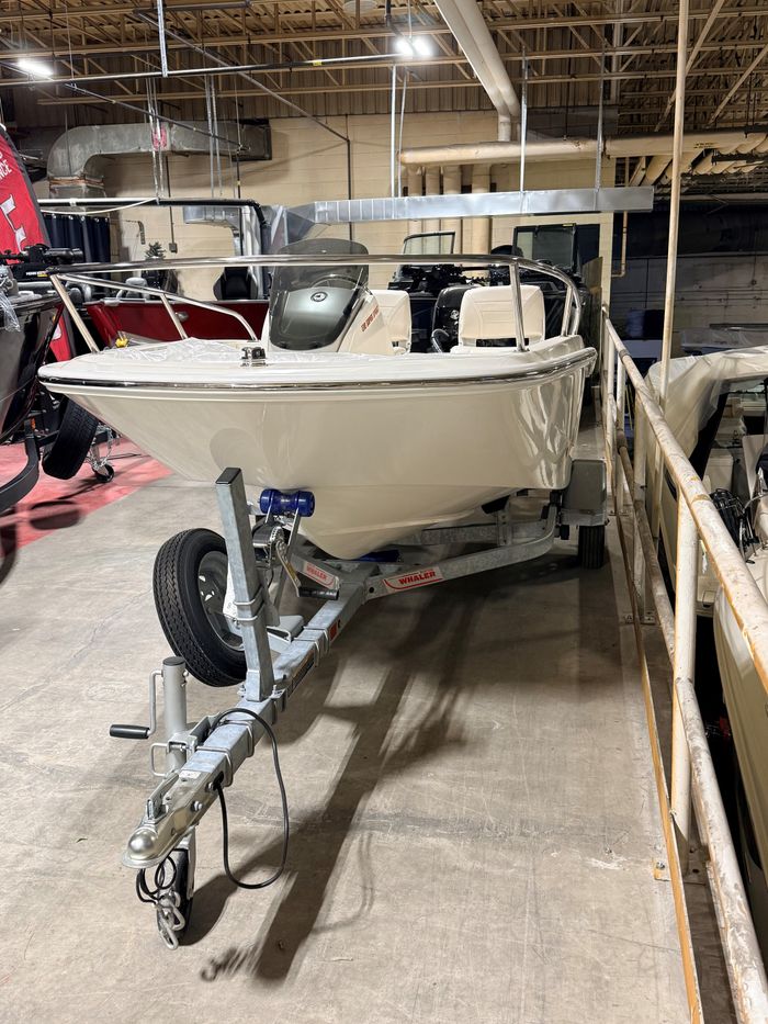 2025 Boston Whaler 130 Sport Photo 1 of 6