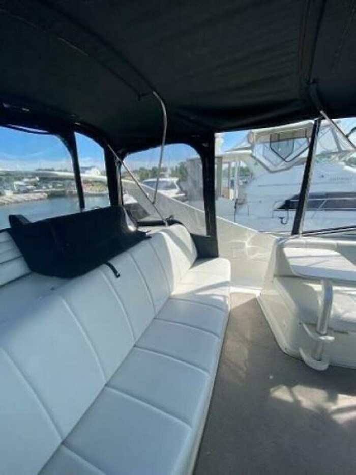 2005 Carver 36 Mariner Photo 12 sur 51