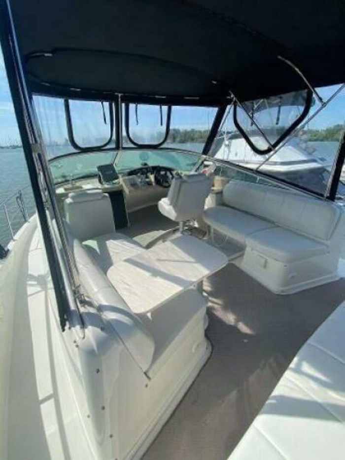 2005 Carver 36 Mariner Photo 9 sur 51