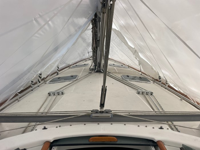2001 Beneteau 411 Photo 27 sur 30