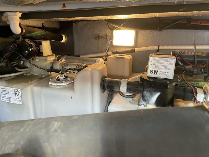 2000 Sea Ray 380 Sundancer Photo 68 sur 70