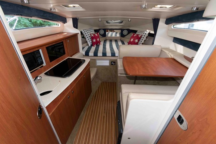 2008 Bayliner 285 Photo 5 of 21