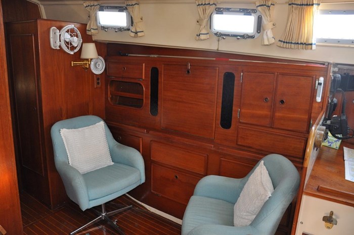 1986 Whitby 42 Ketch Photo 29 sur 46