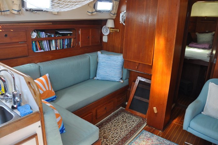 1986 Whitby 42 Ketch Photo 27 sur 46
