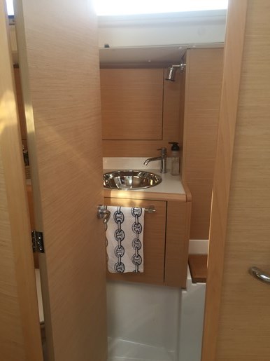 2018 Jeanneau 419 Photo 38 sur 41