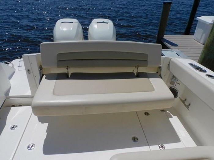 2016 Boston Whaler Photo 23 sur 27
