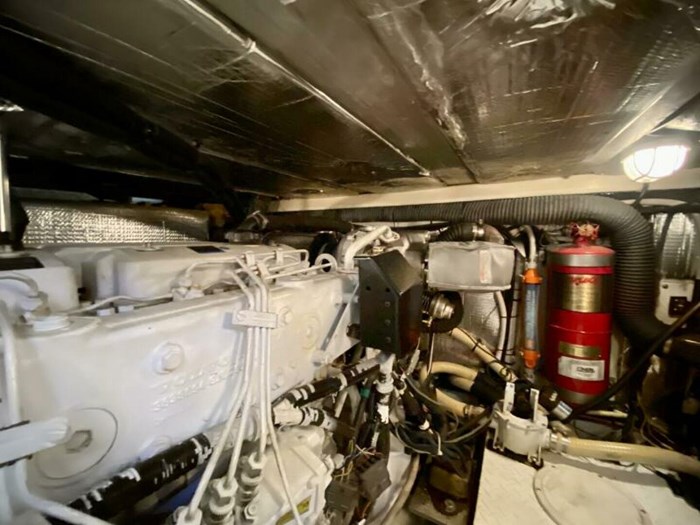 2005 Cruisers Yachts 455 Express Motor Yacht Photo 53 sur 58
