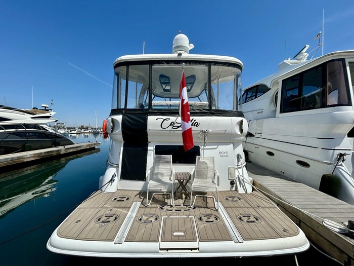 2005 Cruisers Yachts 455 Express Motor Yacht Photo 58 sur 58