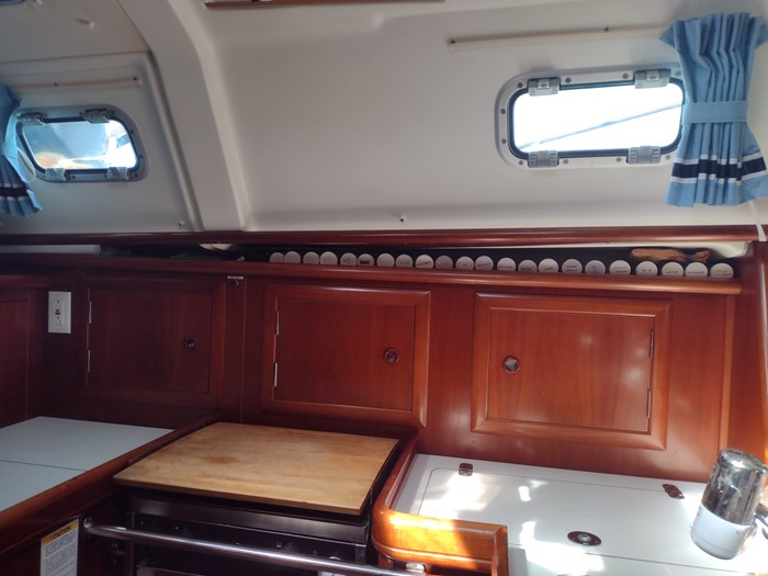 2004 Beneteau Oceanis 331 Photo 24 sur 70