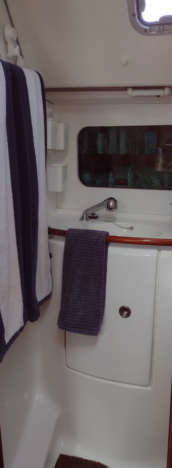2004 Beneteau Oceanis 331 Photo 30 sur 70