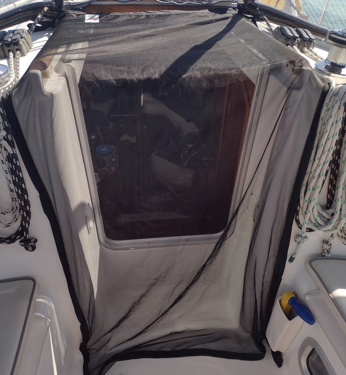 2004 Beneteau Oceanis 331 Photo 40 sur 70