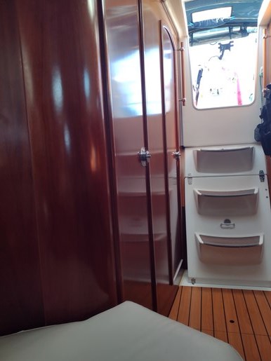 2004 Beneteau Oceanis 331 Photo 28 sur 70