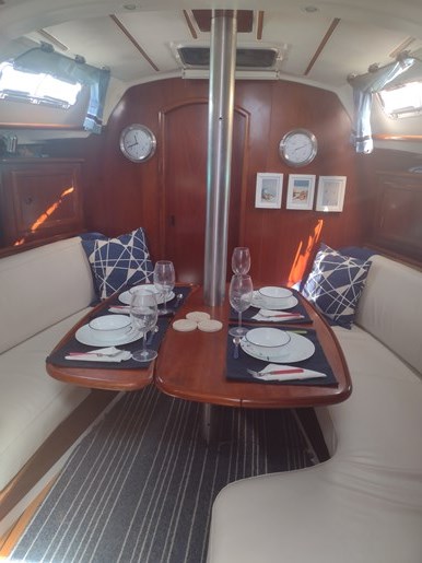 2004 Beneteau Oceanis 331 Photo 14 sur 70