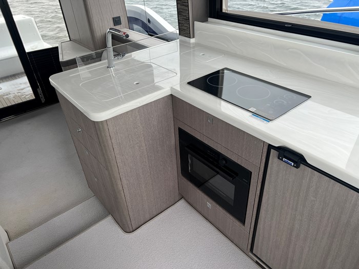 2025 Galeon 450 HTC Photo 19 sur 56