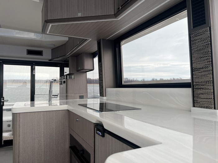 2025 Galeon 450 HTC Photo 36 sur 56