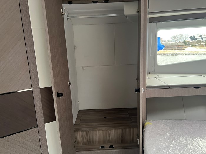 2025 Galeon 450 HTC Photo 49 sur 56