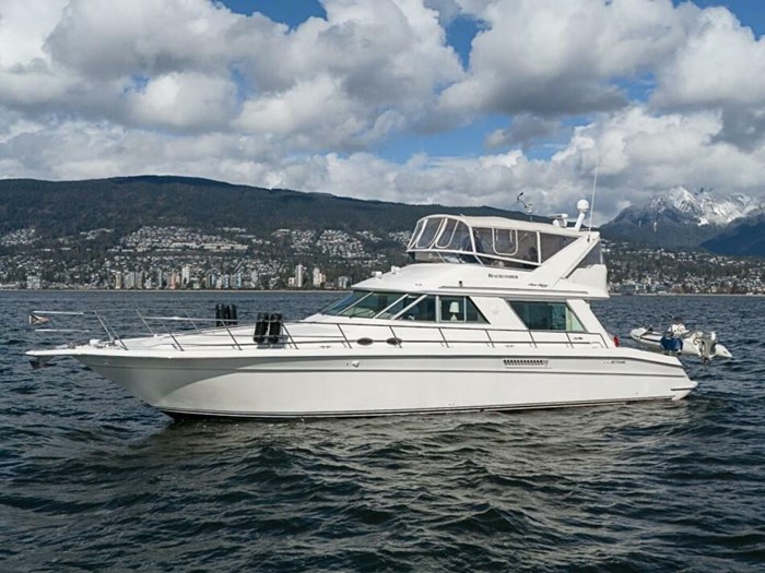1995 Sea Ray 55 Sedan Bridge Photo 3 sur 59