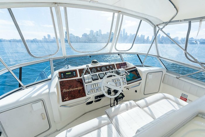 1995 Sea Ray 55 Sedan Bridge Photo 53 sur 59