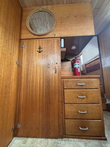 1966 Chris-Craft Cavalier Photo 5 of 19