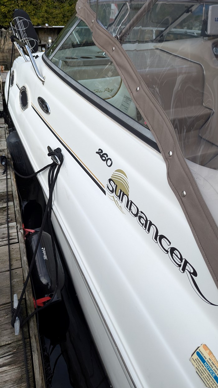2002 Sea Ray 260 Sundancer Photo 2 sur 24