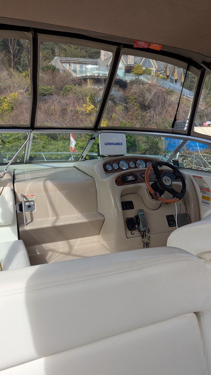 2002 Sea Ray 260 Sundancer Photo 7 sur 24