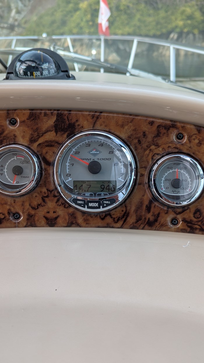 2002 Sea Ray 260 Sundancer Photo 9 sur 24