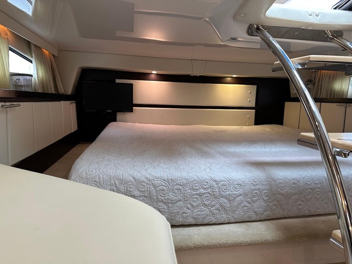 2015 Regal 32 Express Photo 20 sur 23