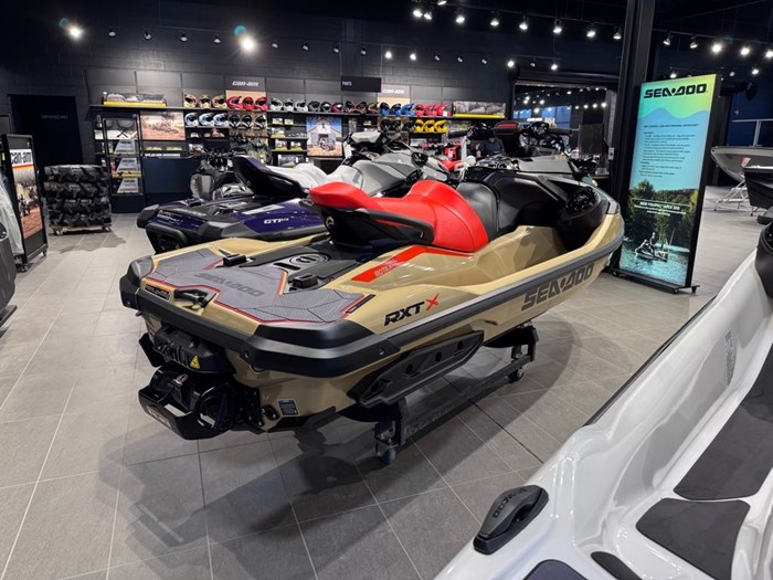 2025 Sea-Doo RXT-X 325 Photo 4 of 4
