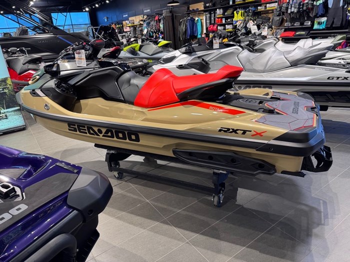 2025 Sea-Doo RXT-X 325 Photo 3 of 4