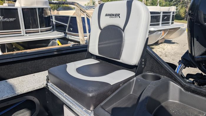 2025 Smoker Craft Adventure 188 DC Pro Contour Suzuki DF175 Photo 14 sur 32