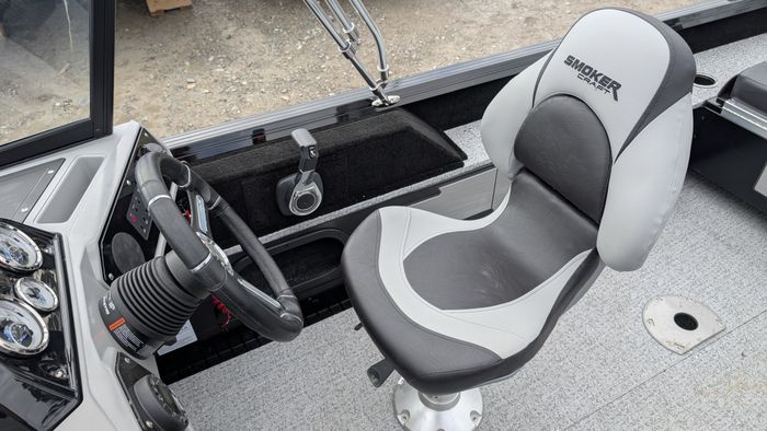 2025 Smoker Craft Adventure 188 DC Pro Contour Suzuki DF175 Photo 21 sur 32