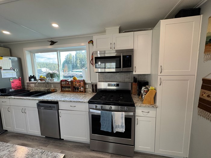 2020 Custom 1 Bedroom, 2 Bathroom Floathome Photo 15 sur 59