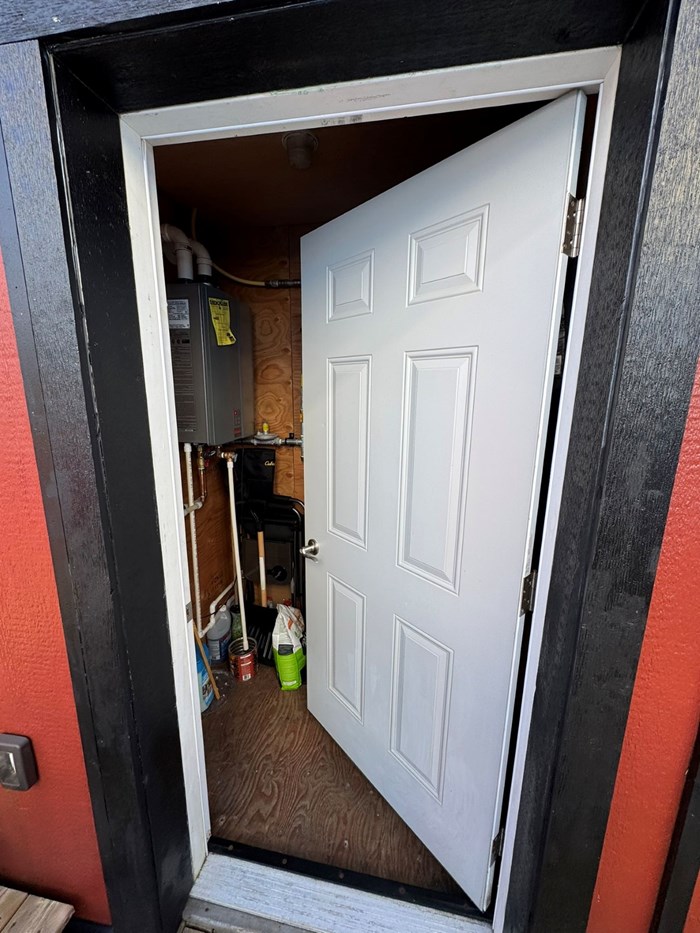 2020 Custom 1 Bedroom, 2 Bathroom Floathome Photo 58 sur 59