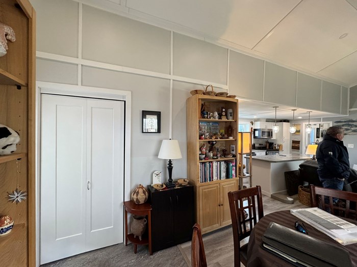 2020 Custom 1 Bedroom, 2 Bathroom Floathome Photo 20 sur 59