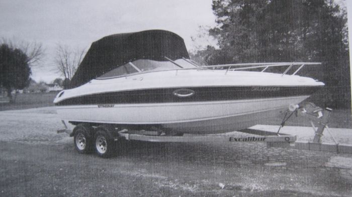 2012 stingray sport cuddy Photo 1 of 10