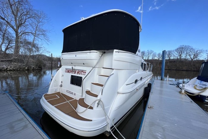 2005 Sea Ray 390 Motor Yacht Photo 5 sur 42