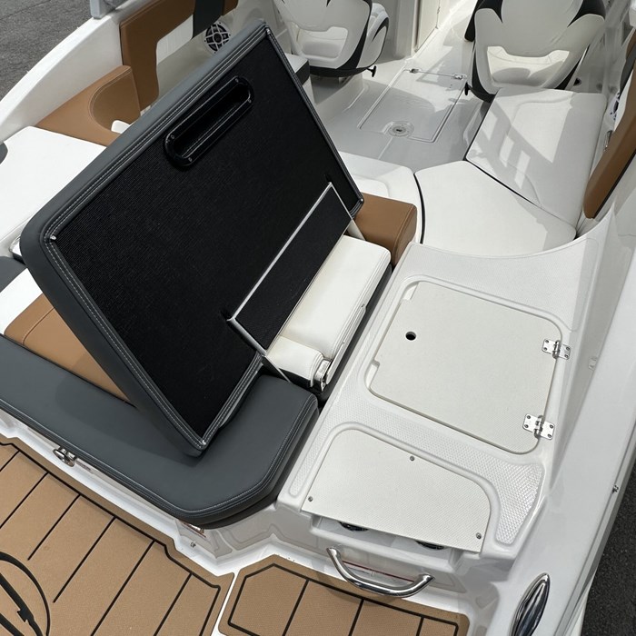 2025 CHAPARRAL 23 SSi Photo 11 sur 24