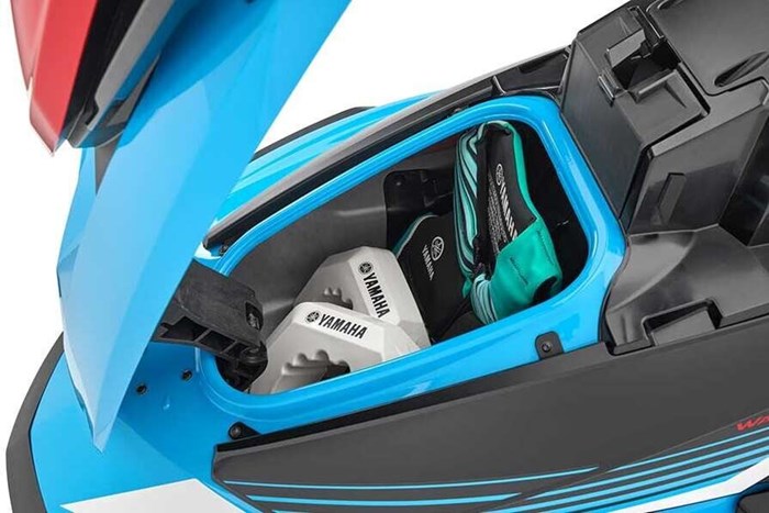 2024 Yamaha VX DELUXE w/audio Black/Deepwater Blue Photo 6 of 10