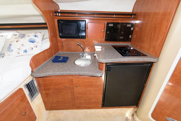 2004 Rinker Fiesta Vee 312 Photo 20 sur 24