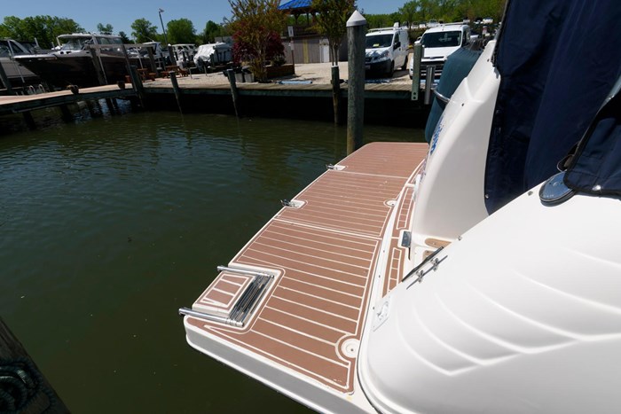 2004 Rinker Fiesta Vee 312 Photo 17 sur 24