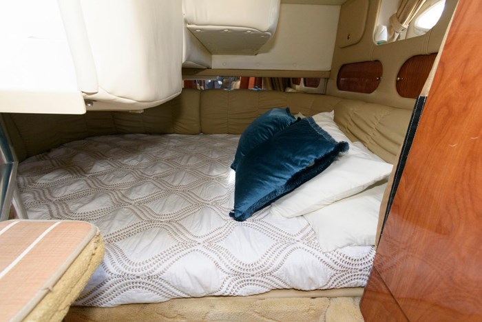 2004 Rinker Fiesta Vee 312 Photo 22 sur 24