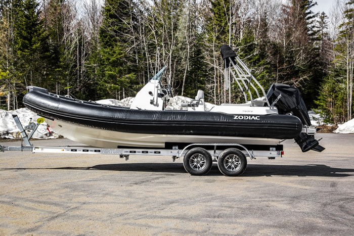 2025 Zodiac MEDLINE 6.8 Photo 1 sur 32
