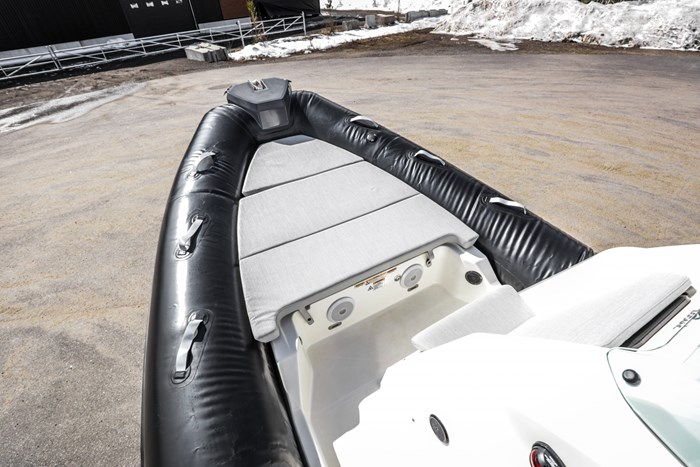 2025 Zodiac MEDLINE 6.8 Photo 21 sur 32