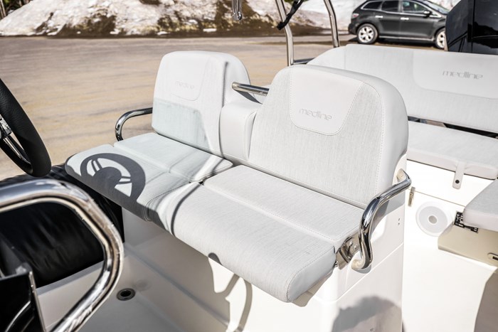 2025 Zodiac MEDLINE 6.8 Photo 16 sur 32