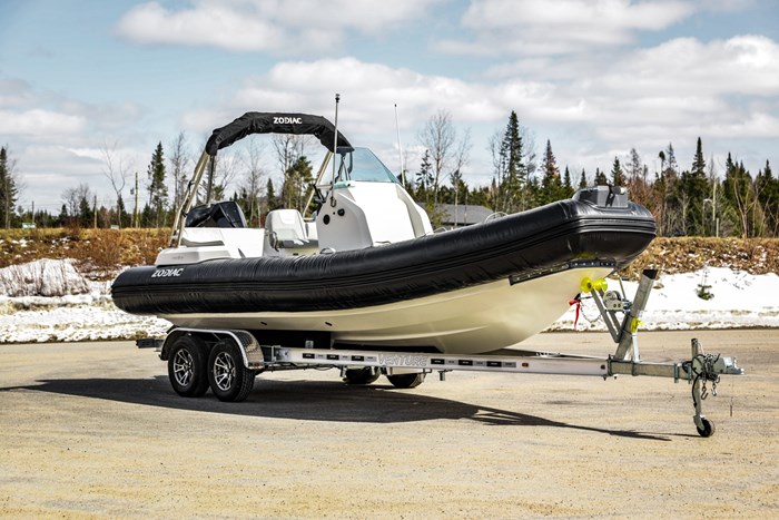 2025 Zodiac MEDLINE 6.8 Photo 4 sur 32