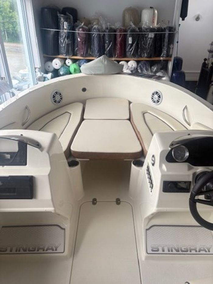 2024 STINGRAY 172SC Photo 4 sur 8