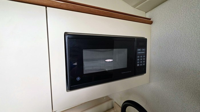 1999 Cruisers Yachts 3375 Esprit Photo 26 sur 40