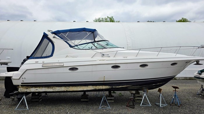 1999 Cruisers Yachts 3375 Esprit Photo 2 sur 40