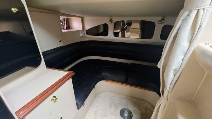 1999 Cruisers Yachts 3375 Esprit Photo 34 sur 40