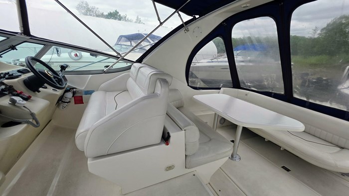 1999 Cruisers Yachts 3375 Esprit Photo 14 sur 40